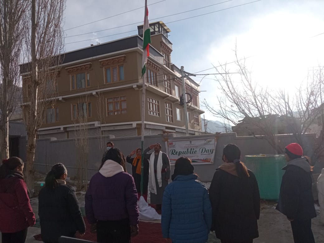 NYKS_Leh's tweet image. On the occasion of 26th January nehru yuva Kendra leh was celebrated Republic day celebration under the supervision of deputy director Mam Tajamul Ara. Chief guest on the occasion was Shri Nisar Ahmad Kakpuri SE/PWD.#RepublicDay #UTladakh #nykleh #26january #celebration