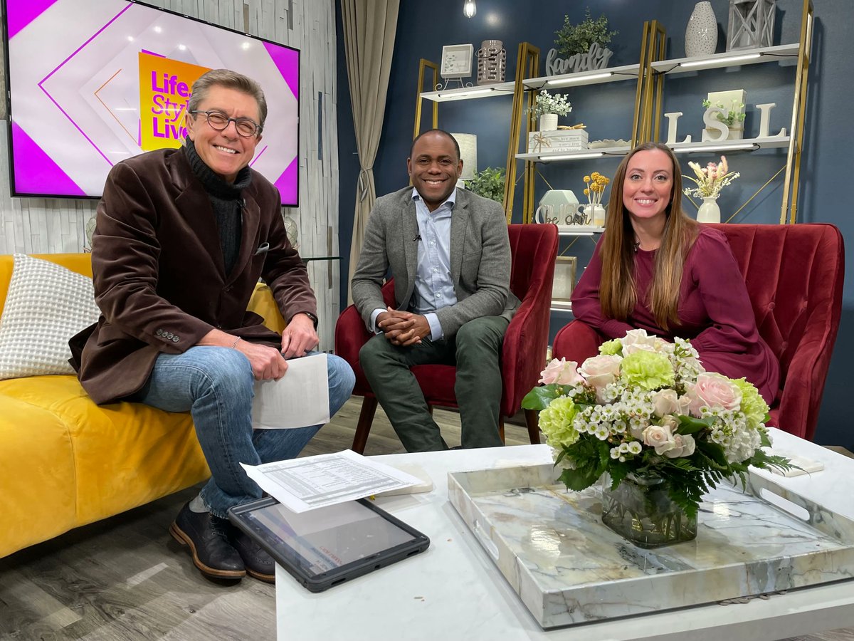 Thank you to WISH-TV 8 for having the ICO on Life Style Live! yesterday to talk about this Saturday's performance, "Winter Playlist"! Don't miss your chance to see guest conductor, Kazem Abdullah onstage with violinist, Bella Hristova. 

 buff.ly/3Avr5U8