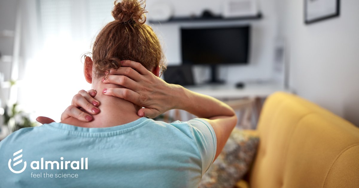 Flaky, itchy scalp? #SeborrheicDermatitis is a condition that typically affects the scalp causing scaly patches, dandruff, and red skin. In infants, it’s commonly called “cradle cap.”

Source: mayoclinic.org/diseases-condi…

#Dermatology #DermFacts