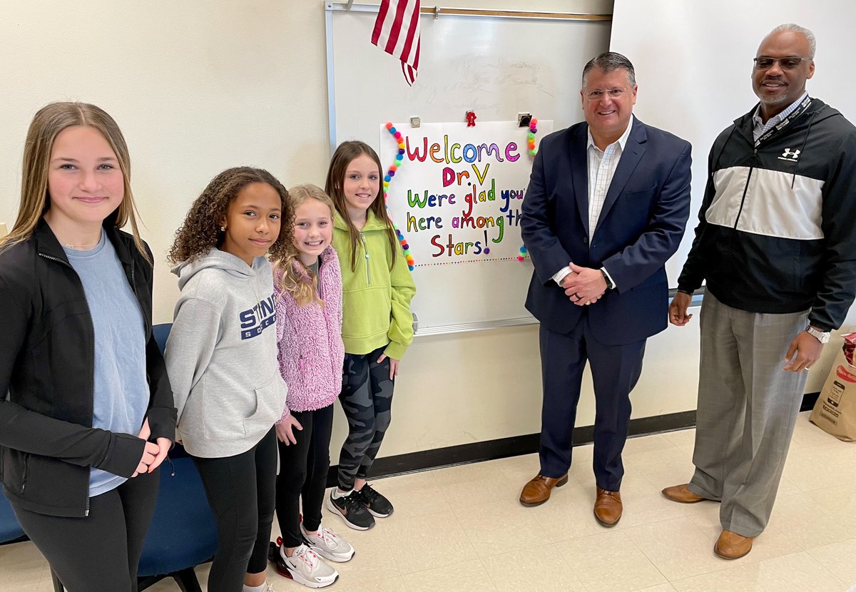 Shannon Elementary student leaders greeted Superintendent Dr. V and Dr. Stroy, Chief of Student Services, today as they visited with teachers and staff. Stars shine 🌟 at <a href="/TheShannonStars/">Sharon Shannon Elem.</a>!