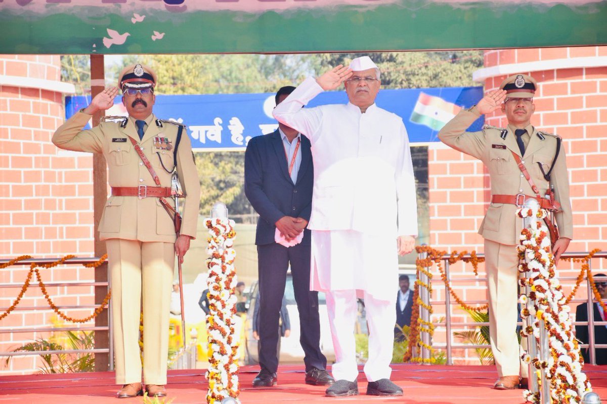 Bastar Police tweet media