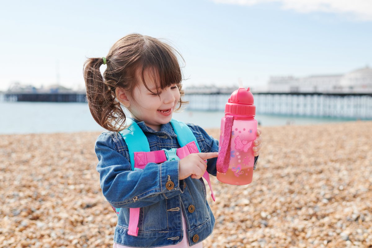 We know it can be difficult to keep the kids hydrated when it’s cold outside, so why not entice them with a brand new water bottle! 💦 We have a great range to choose from, so check them all out here ➡️ littlelife.com/products/trave… #waterbottleforkids #littlelifeuk