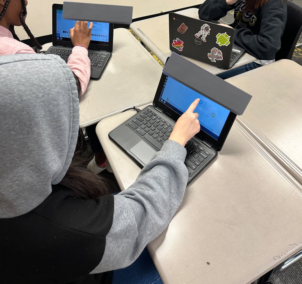 Rene Egle tweet media