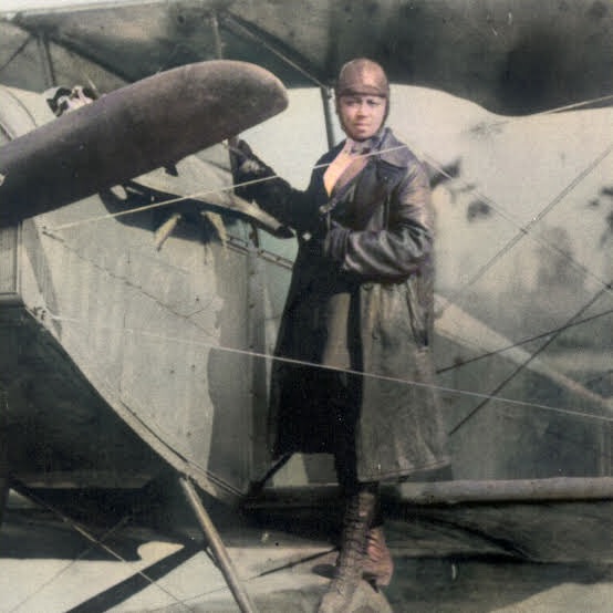 AfricanArchives's tweet photo. Happy birthday to the late Bessie Coleman, the first Black female aviator. 

When Bessie Coleman developed an interest in flying, women and people of color had no flight training opportunities in the US. 

She learnt French and moved to Paris to earn her pilot's license. https://t.co/RHtNzZf3aY