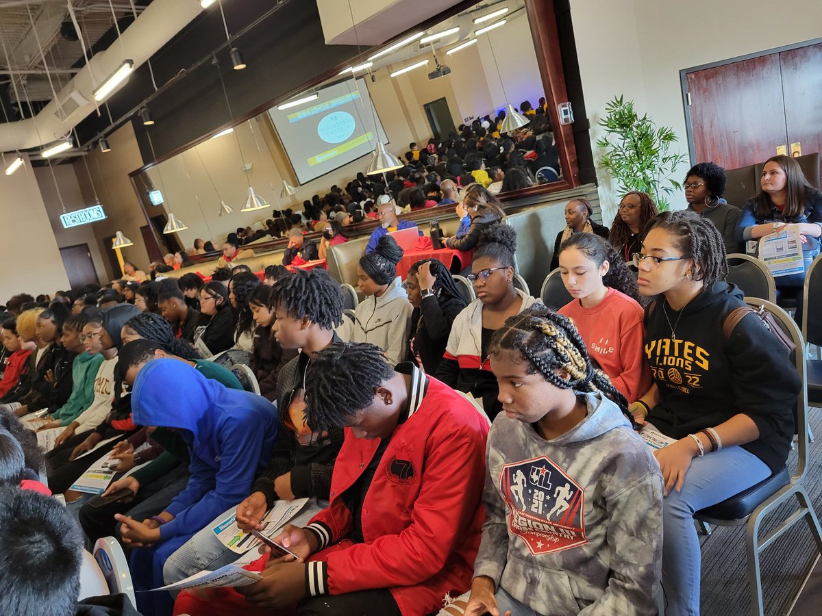 Celebrating our AP and PreAP students! Thanks HISD Postsecondary Programming. <a href="/HISDHighSchools/">HISDHighSchools</a> @tguilloryHISD <a href="/HISD_Advanced/">HISD Advanced Academics</a> <a href="/JackYatesHigh/">Jack Yates High</a> <a href="/JackYatesMath/">Jack Yates Math</a> <a href="/jackyatesELA/">Jack Yates ELA</a>