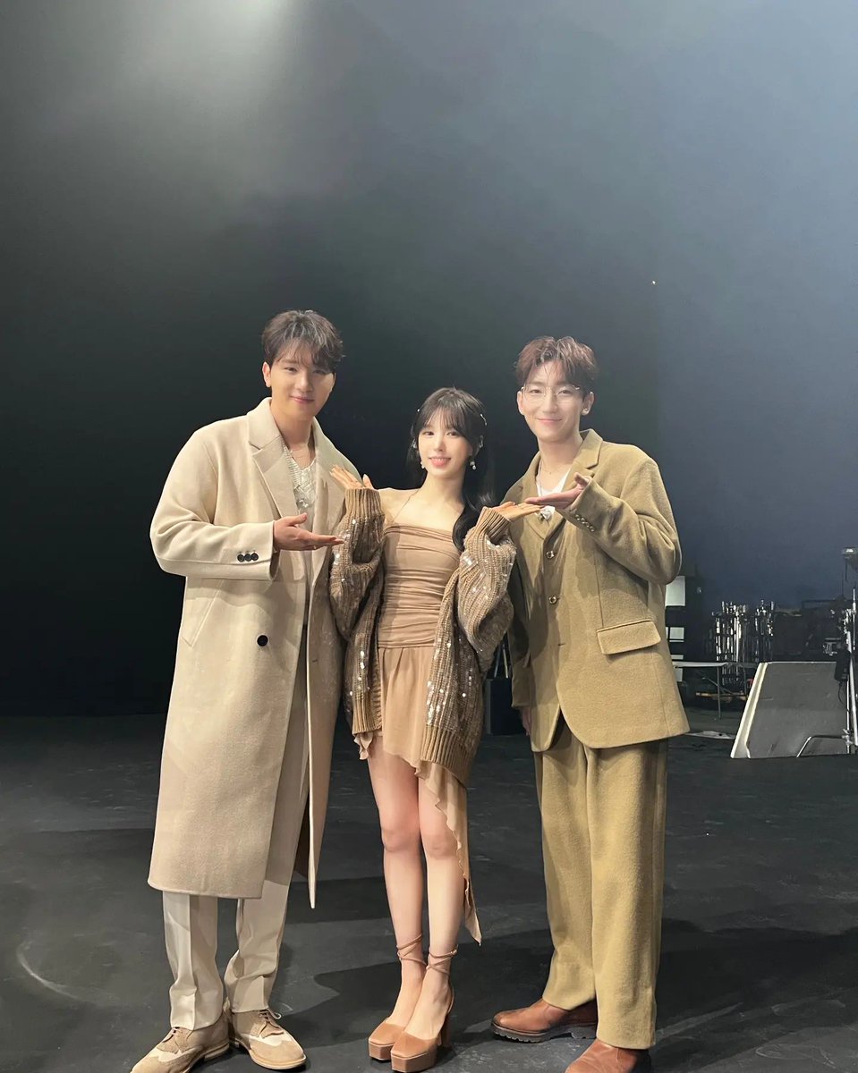 🔔 Time for Wendy's Youngstreet 
📻 Tutorial to tune in: buff.ly/399KoHo
💙 Guest: Melomance
📽 Non viewable radio
#웬디 #WENDY