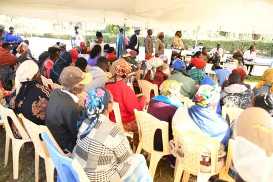 Laikipia_health's tweet photo. Members of the public have shown tremendous interest, by turning out in huge numbers, on day 1 of the joint orthopedic camp with @f_h_africa at @NanyukiH. Procedures begin tomorrow first thing in the morning https://t.co/CmNk52fEgZ