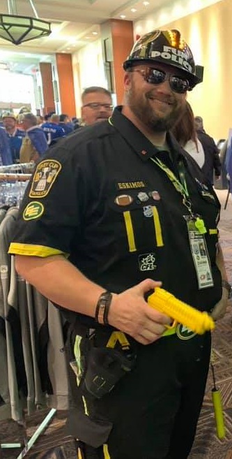 GCFunPolice's tweet photo. Whoa , this is big news!  With negotiations at a stand still, Officer Kirk says he is going to test the free agent market!  @GoElks https://t.co/kMy5bBJjKu