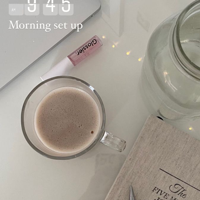 CARTIERANG3L's tweet image. at home 🤍🧸