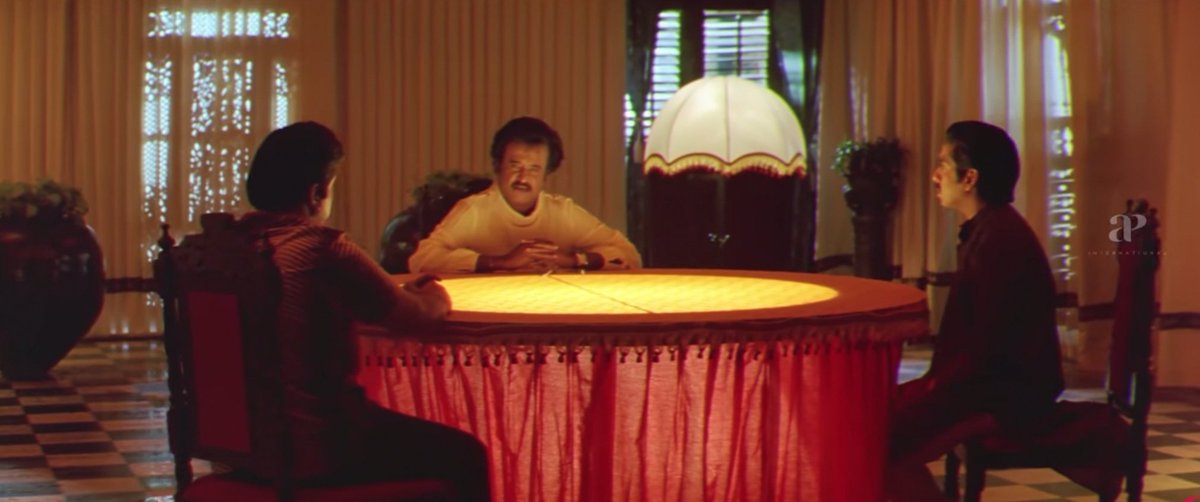 Senthil née vena paaru, "aiyo loosu maari event date and time poderange" nu soldrevange, athey Harris 2.0 event ku vekkame illame ticket vangi concert le thondai kiliye aaluvuku kathevange.