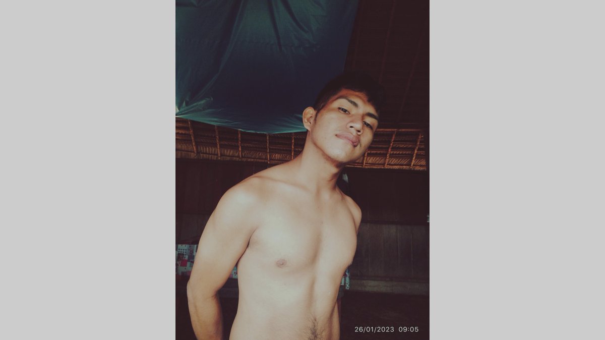 26Kenneth's tweet photo. Alguien ??? https://t.co/wfzGEU3yjj