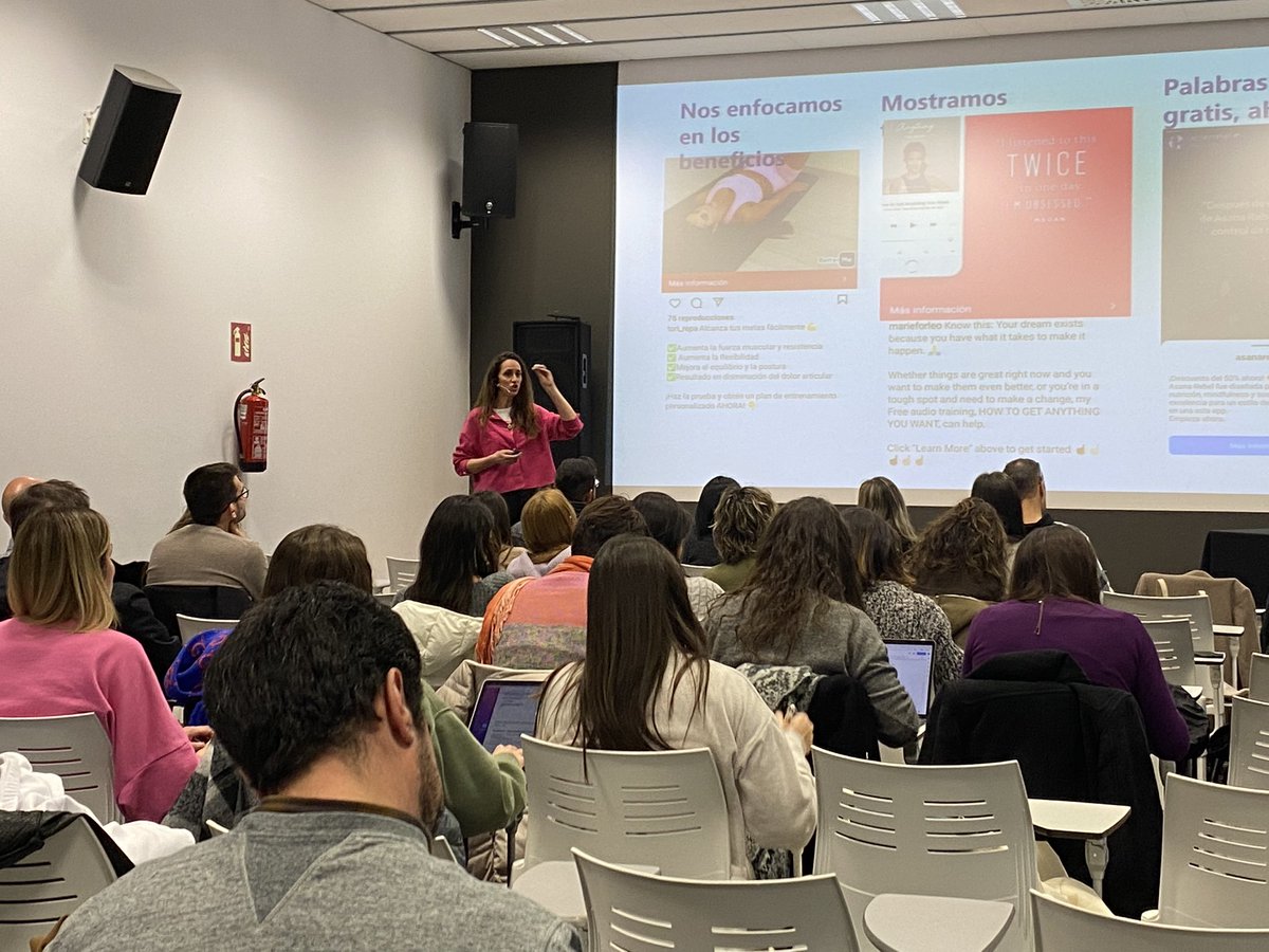 🙋‍♀️ Elena Peinador (<a href="/copyPeinador/">Elena Peinador</a>), Copywriter Creativa y Consultora de Marca📣: "El mejor #copywriting✍️ trata de buscar el punto de dolor del cliente y conseguir que no se quede indiferente, eso es lo que nos hace diferentes"