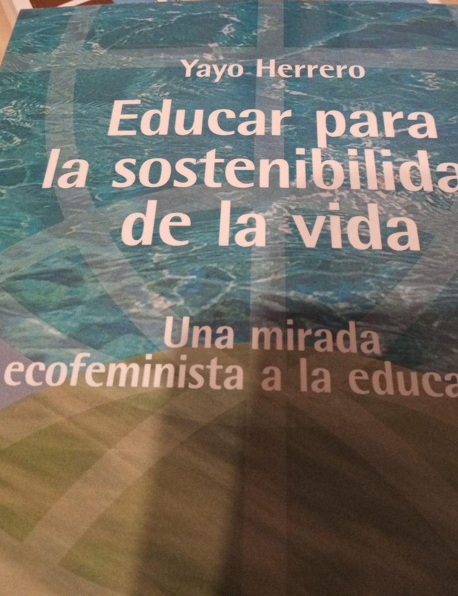 JoseManu Gutierrez Bastida (@josemanugb) on Twitter photo Un buen libro y un buen comentario para el  #DiaMundialDeLaEducacionAmbiental #EA26
@yayo_herrero  <a href="/carmelomarcen/">Carmelo Marcén</a> 
eldiariodelaeducacion.com/2023/01/26/edu… Un buen libro y un buen comentario para el  #DiaMundialDeLaEducacionAmbiental #EA26
@yayo_herrero  <a href="/carmelomarcen/">Carmelo Marcén</a> 
eldiariodelaeducacion.com/2023/01/26/edu…