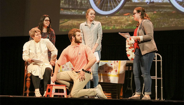 Want to be part of a play in Geneva? The Smith is seeking 
playwrights, directors, actors, and stage managers. 
lifeinthefingerlakes.com/the-smith-to-p…

#liflmag
#fingerlakesmag
#fingerlakes
#flx