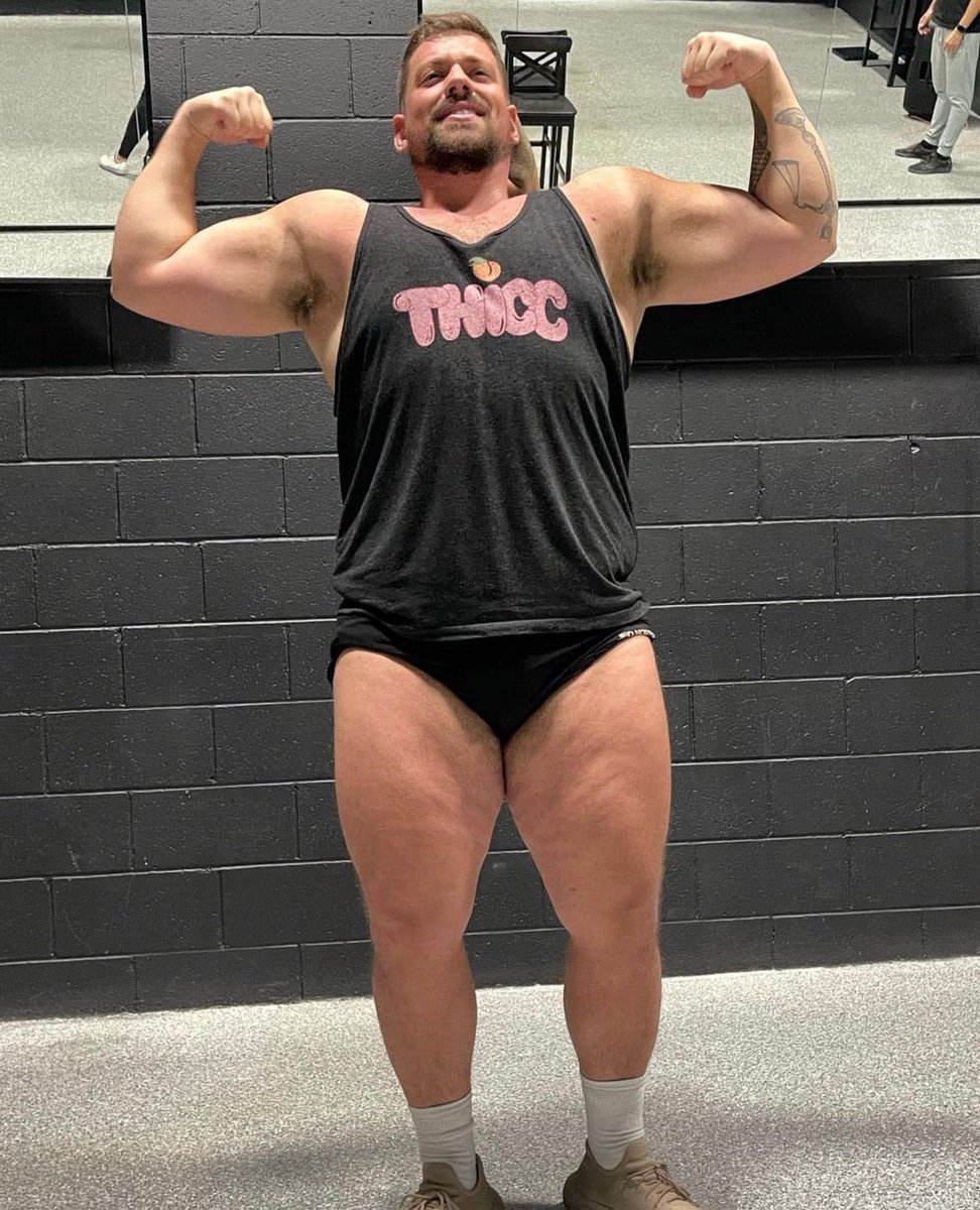 extreme_mods's tweet photo. Getting thicker #magicalchanges https://t.co/TTfiFpfmUO