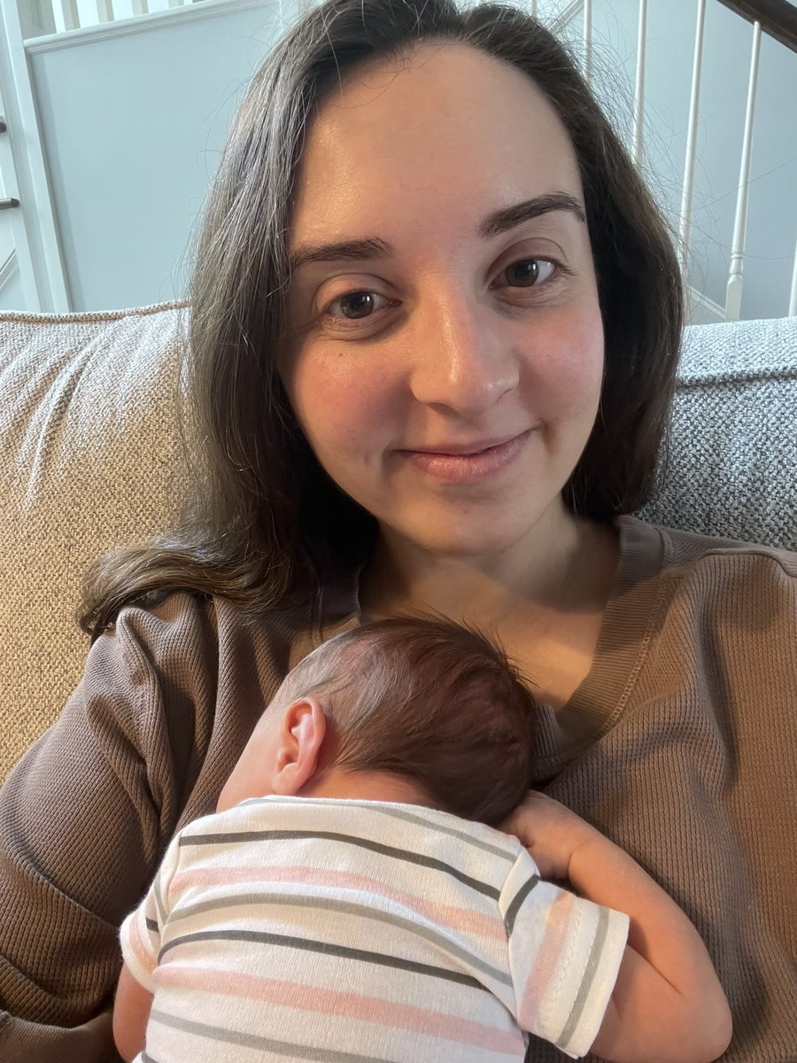 ✨Some news,✨as they say!

I had a #WIP all through 2022 that I kept on the DL from business-related things and #Edibuddies. But now that she’s done and here, I wanted to share…

Baby Hall arrived 1/8/23, so now I’m snuggling all day on maternity leave til spring!