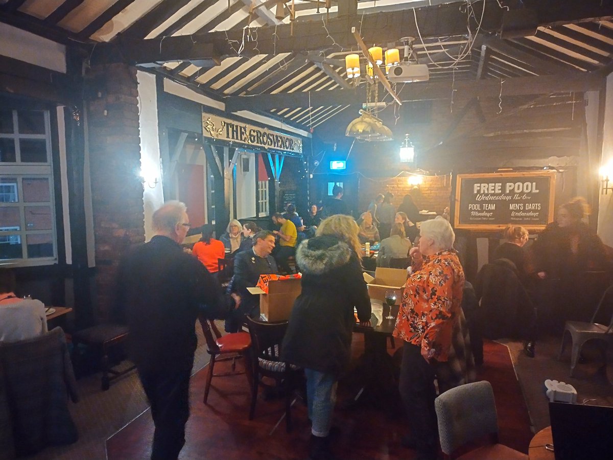 Packed NEU Nottingham District meeting getting strike ready!