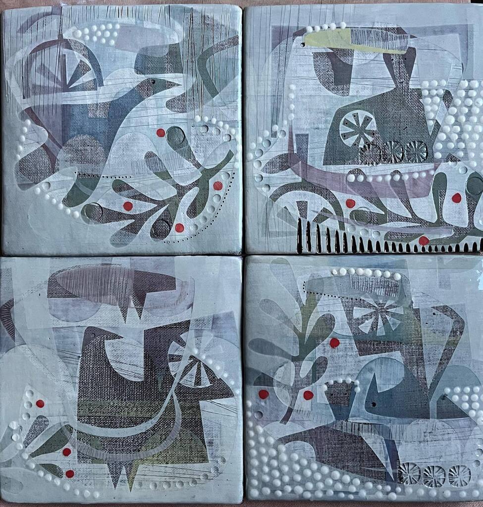 I like the ‘wintery’ colours of these tiles fresh out the kiln. 

#ceramictiles 
#handmadetiles 
#pottery
#ceramics
#midcenturymodern 
#folkart
#illustration instagr.am/p/Cn4w5z1jC4u/