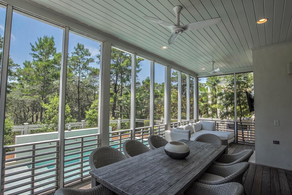 30A Cottages tweet media