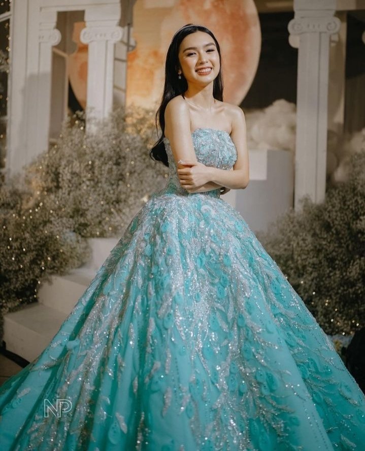 WeFrancine2's tweet photo. Agaaain happyyy birthday chin! Enjoy your day my love!
@francinecarreld

HAPPY FRANCINE DAY https://t.co/8ntuBW5QIM