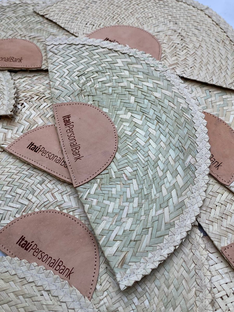 kbempresarial's tweet photo. Sombrero pirí con detalles en cuero y personalizado. 👒 
Solicita un presupuesto.📩 https://t.co/zJZp3vTZo3