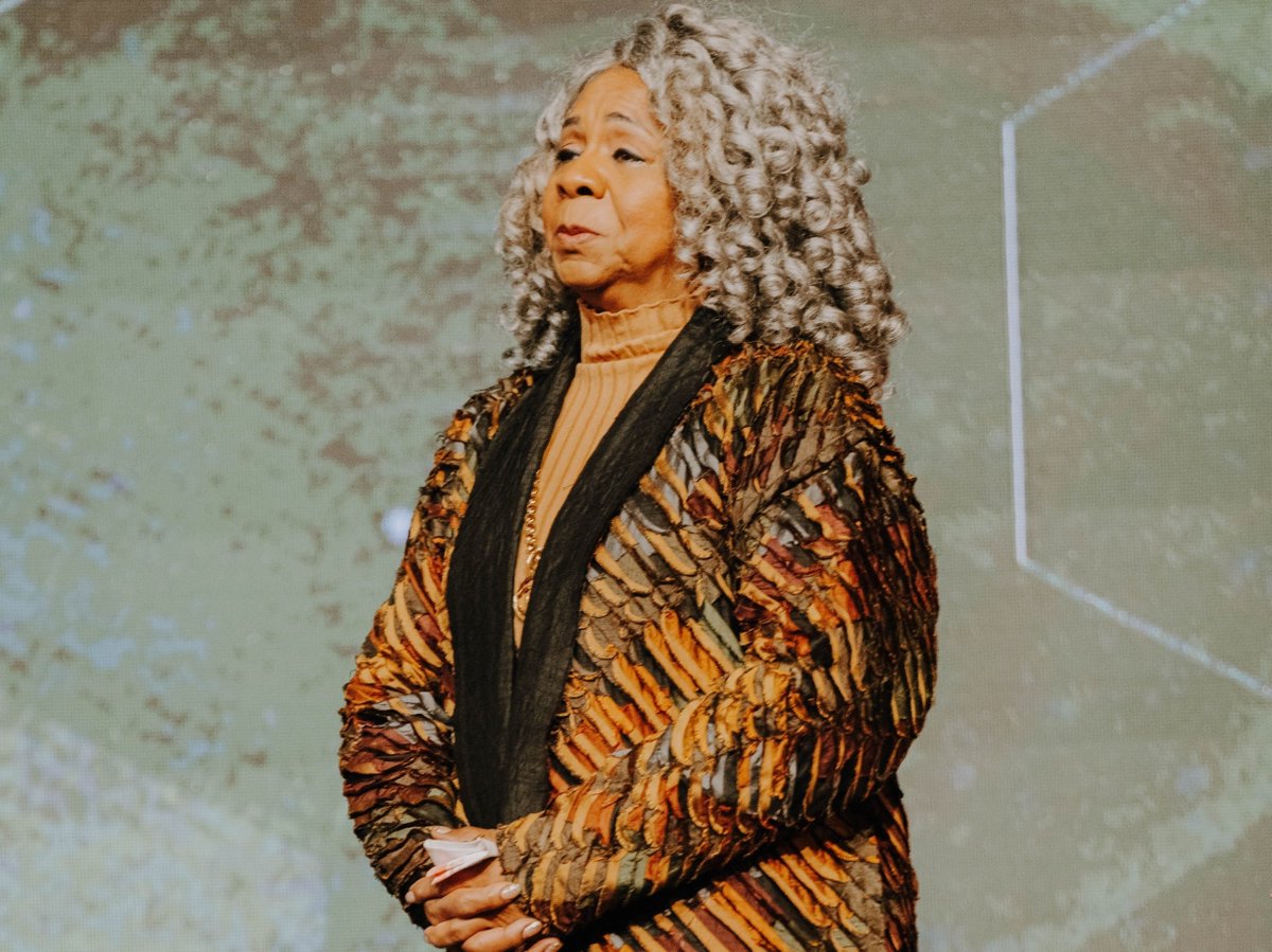 FirstLadyJakes's tweet photo. Sunday’s message served as a master class on understanding the body, soul, and spirit, and what a blessing it is to know how they partner on our behalf! 🙌🏾
Watch the replay of #PrayerPartnersPartII with @BishopJakes at https://t.co/b1NN4KaZfS
#TPHOnline https://t.co/durpbcSegW