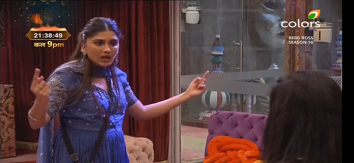 StarkMasud's tweet photo. Day by day you're showing how too much jealous you're  on #PriyankaChaharChoudhury 
🙂🙂🙂
#NimritKaurAhluwalia #BB16LiveFeeds #bb16 #biggboss16 @colorstv @beingsalmankhan https://t.co/iD4Rj9jn2V