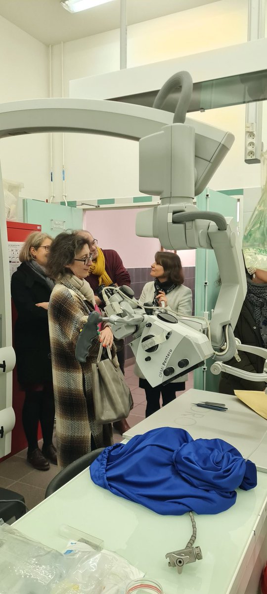 ricBlond1's tweet photo. Merci aux équipes  @UnivTours  pour cette visite très instructive du centre de simulation de la faculté de médecine. La collaboration se renforce chaque jours pour le bénéfice de nos étudiants et de tout le territoire. Merci @Doyen_Diot https://t.co/gYqAJfsQHF