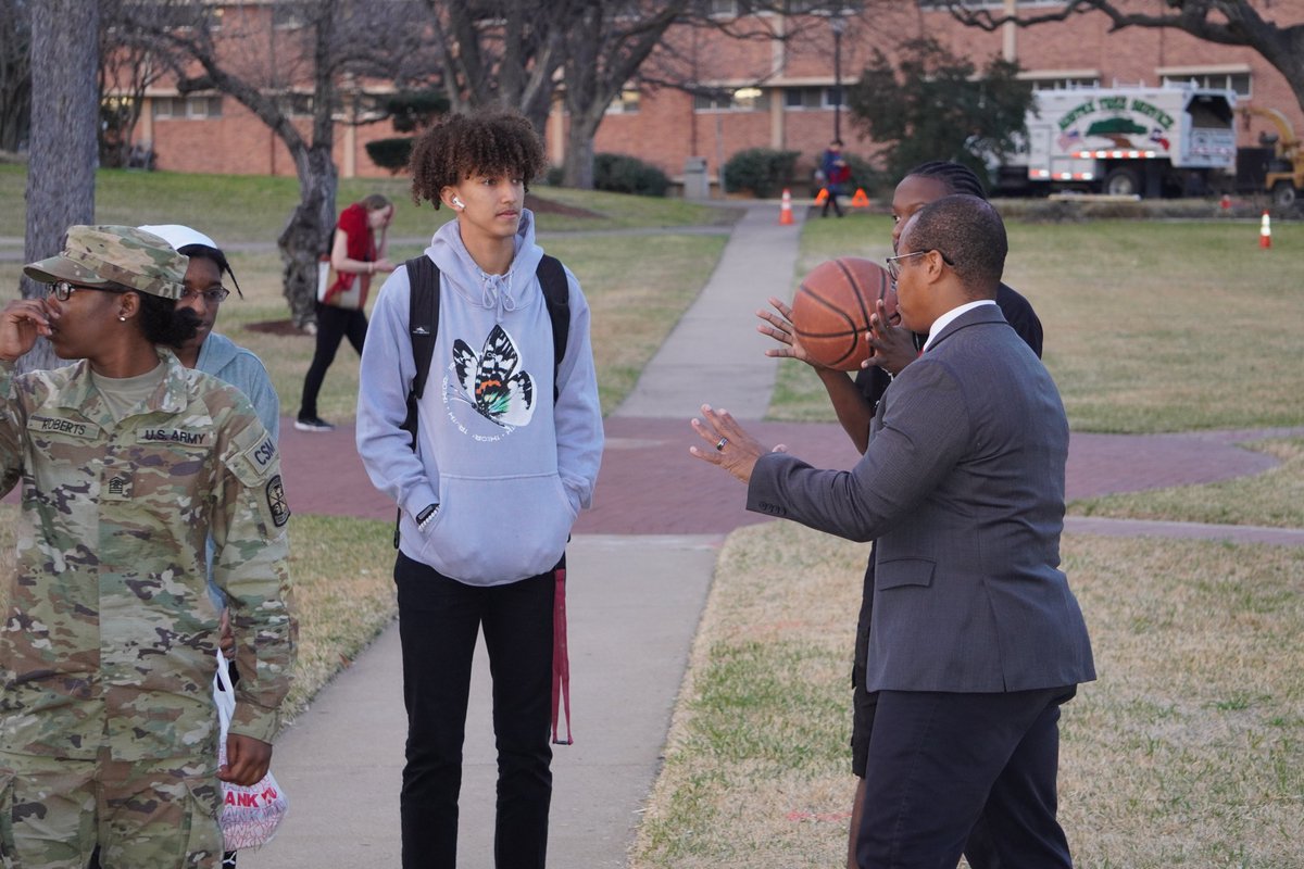 Texas Army ROTC tweet media