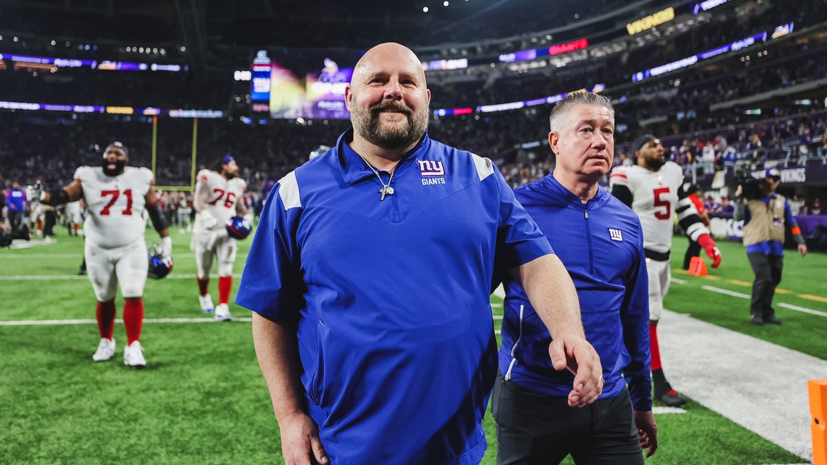 Giants's tweet photo. Congrats Coach 🎉 

2022 @PFWAwriters Coach of the Year! https://t.co/xaI8wa4Qmj