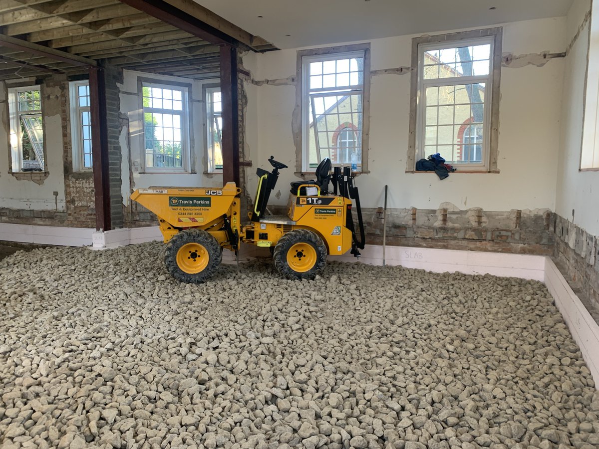 beckviewstudios's tweet photo. Throwback Thursday - This time last year, the new studio was just a shell, we could fit dumper trucks and diggers in the building, the new foundations were going down, and the men were swimming in concrete!
#throwbackthursday #recordingstudiobuild #scarboroughrecordingstudios https://t.co/VsbhMFKOJU