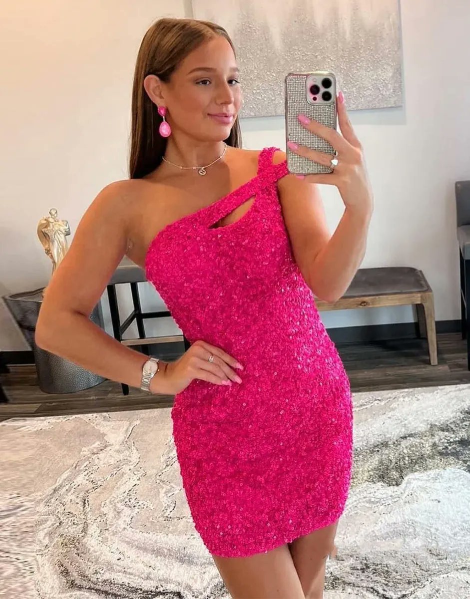 Princesslycom's tweet photo. Sexy Glitter One Shoulder Hot Pink/Royal Blue Sequins Backless Homecoming Dress

Shop Now: https://t.co/hNGgJJGHNk

#instadaily #fashiongram #model #myself #beauty #streetwear #currentlywearing #smile #photooftheday #instafashion #girl #instastyle https://t.co/KOUj480sQw