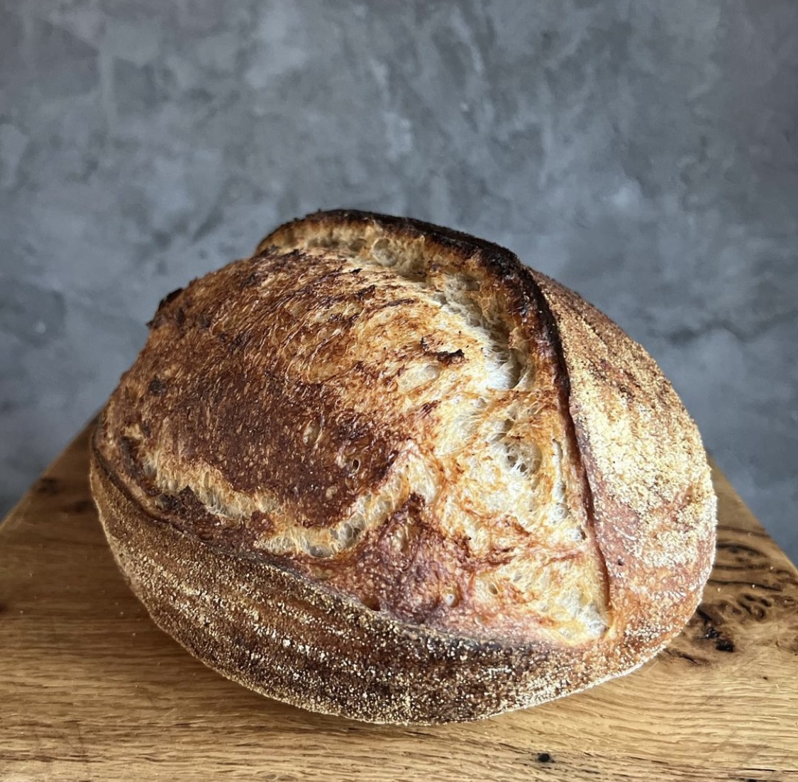 SIMPLY SOURDOUGH 
You just can't beat a classic sourdough loaf, especially when it looks this good! We hope this delicious loaf from @bakentakeleeds is the inspiration you needed to get baking this weekend. 

Don't forget to share your bakes with us using #MadeWithMarriages
