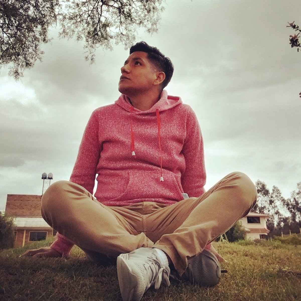 CUENCANO88's tweet photo. https://t.co/QyOpf7QvO6