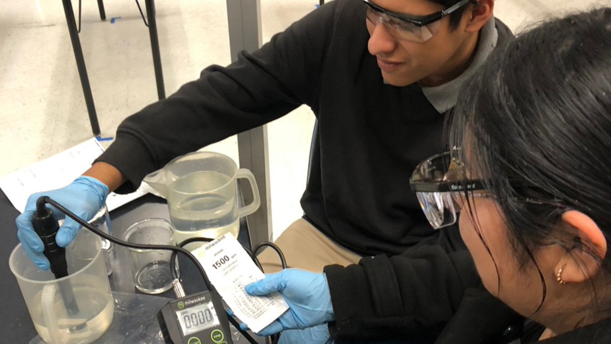 ASTECCharters's tweet photo. ASTEC’s WRANE Science Club members, Juan Delgado &amp; Ashley Lopez-Ortiz calibrated a new water sensor device &amp; compared the Total Dissolved Solids (TDS) of tap water &amp; deionized water. TDS determines the presence of "metals, minerals, salts, and ions, dissolved in water". https://t.co/SvIxIvQuLe