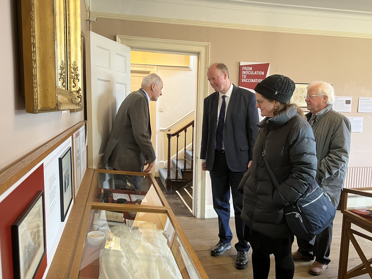 Knibbsey's tweet photo. Good to meet and chat to @CMO_England @DrJennersHouse today as Prof Whitty returned home to #Gloucestershire to talk #EdwardJenner and the #covidpandemic More tonight @bbcpointswest &amp; @BBCPoliticsWest on Sunday https://t.co/MNLKsIBNzc