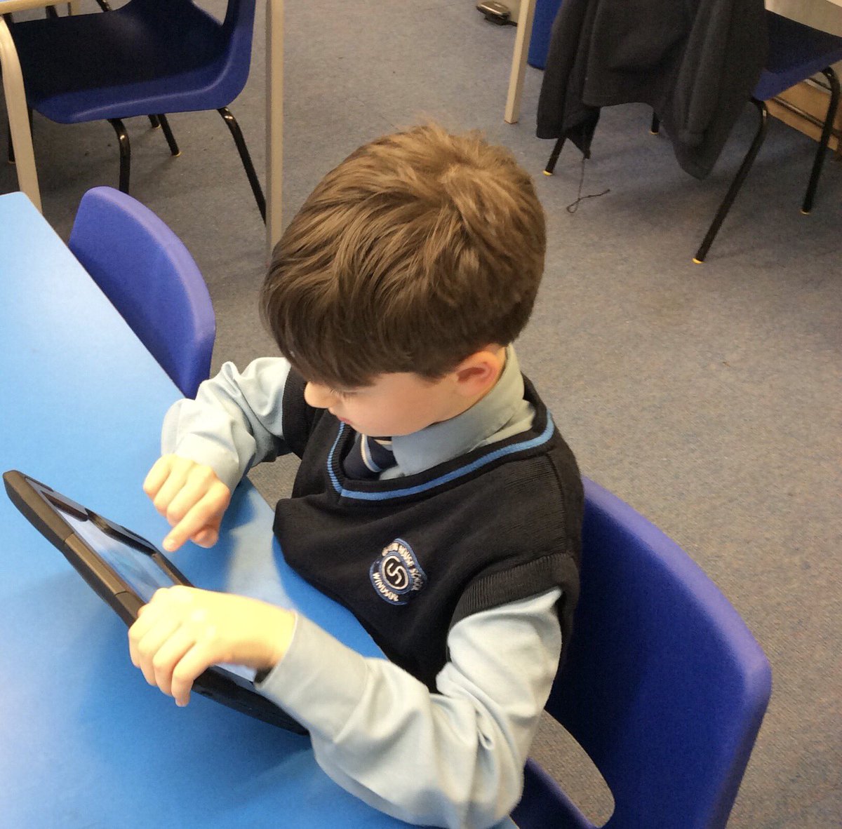 UptonClubs's tweet photo. Great fun at Coding Club tonight. Lots of laughs adding sound effects @scratch 😆😆👏 @naceuk @UptonHead https://t.co/IYCGs9SJyq