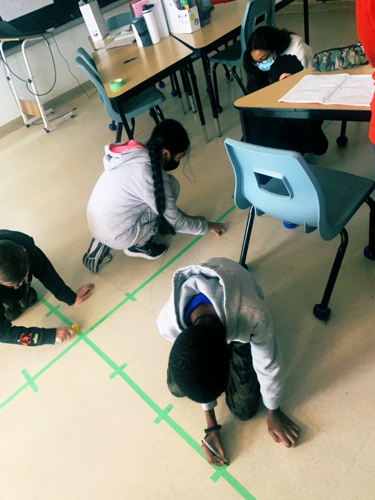 Ms_AMaciel's tweet image. Turning our classroom into a Cartesian plane #HCDSBmath #OLFfantastic Thank you @mrsnewbery for the idea!