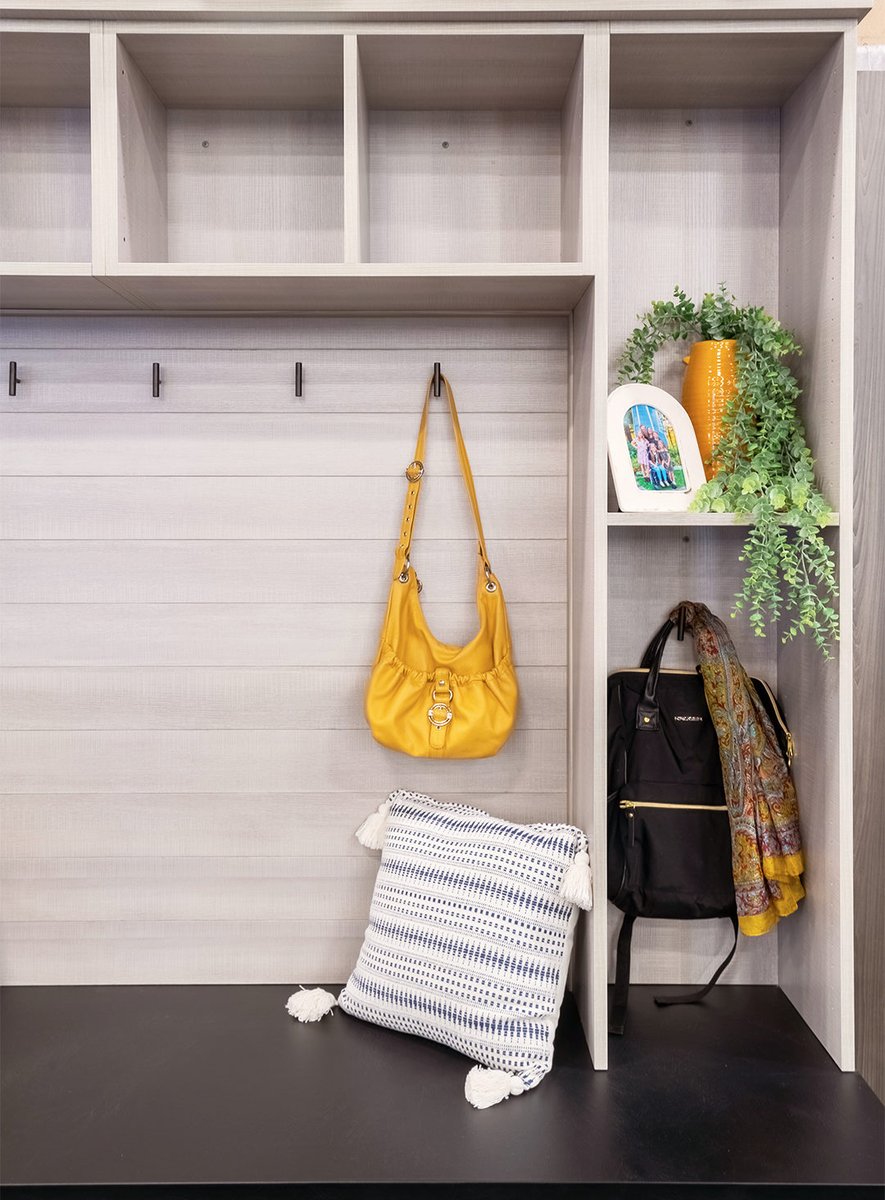 tailoredcloset's tweet image. Think outside your #closet! 

While we do live to refresh your wardrobe, we love to elevate other spaces in your home! From #entryways to custom built-ins and #laundryrooms, your home has never been more #organized.