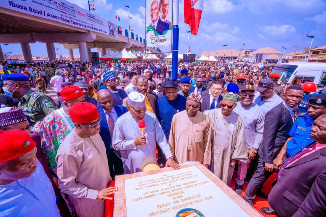 LEGEND_ADAMS_8's tweet photo. #AtikuorganaizingForAction 
It is only #AtikuOkowa2023 Ticket that is campaigning on issue base but @OfficialAPCNg and @officialABAT say #Emilokan while #Obedients @PeterObi and @GovWike and G-5 say na South Turn... Who dey share Osusu for them... https://t.co/FlijHK3ZNb