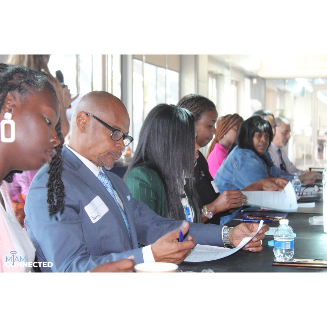 Miami Connected tweet media