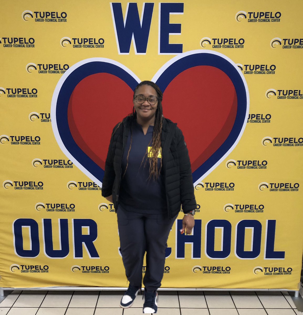 CareerTech_TPSD's tweet photo. CTE parent, Maya Hersey, stopped by to help celebrate Family & Friends Exploration Week. Ms Hersey’s daughter, Keyleigh, is in the Health Science Technology program. #familytime #explorationweek #tpsd https://t.co/KRG7JbYsxq