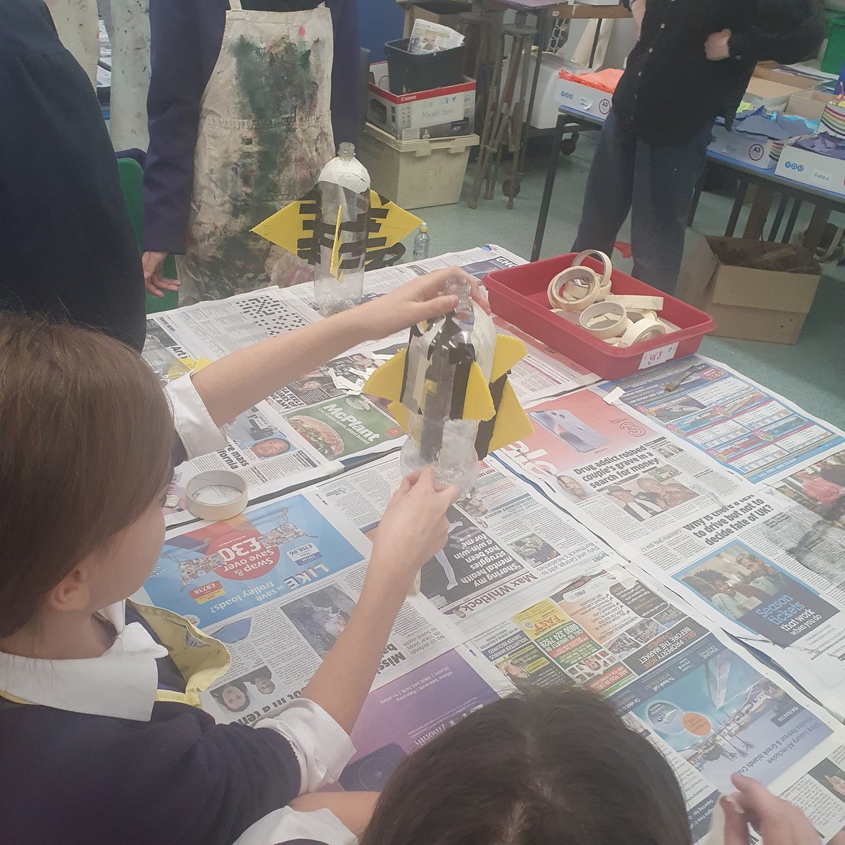 STEAM club with Year 7 making rockets 🚀 an awesome collaboration of Art and Science. Can't wait to see the final outcomes! <a href="/RicardsTweets/">Ricards Lodge</a>