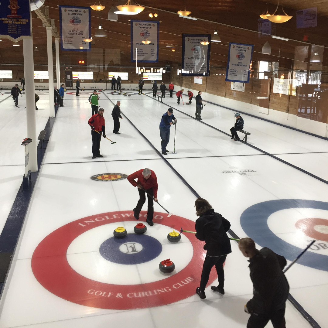 Golf_Inglewood's tweet image. On Tuesday &amp;amp; Thursday mornings, we have a full house out on the rink when the Silver Sweepers league take the ice! 

#yyccurling #calgarycurling #curlingleagues #Inglewoodgcc
