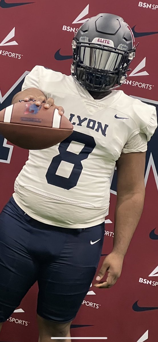 JanathyianMD's tweet image. #AGTG Extremely Blessed to Receive an Offer from @_Lyon_Football @CoachHerb1 @CoachRFreeland
