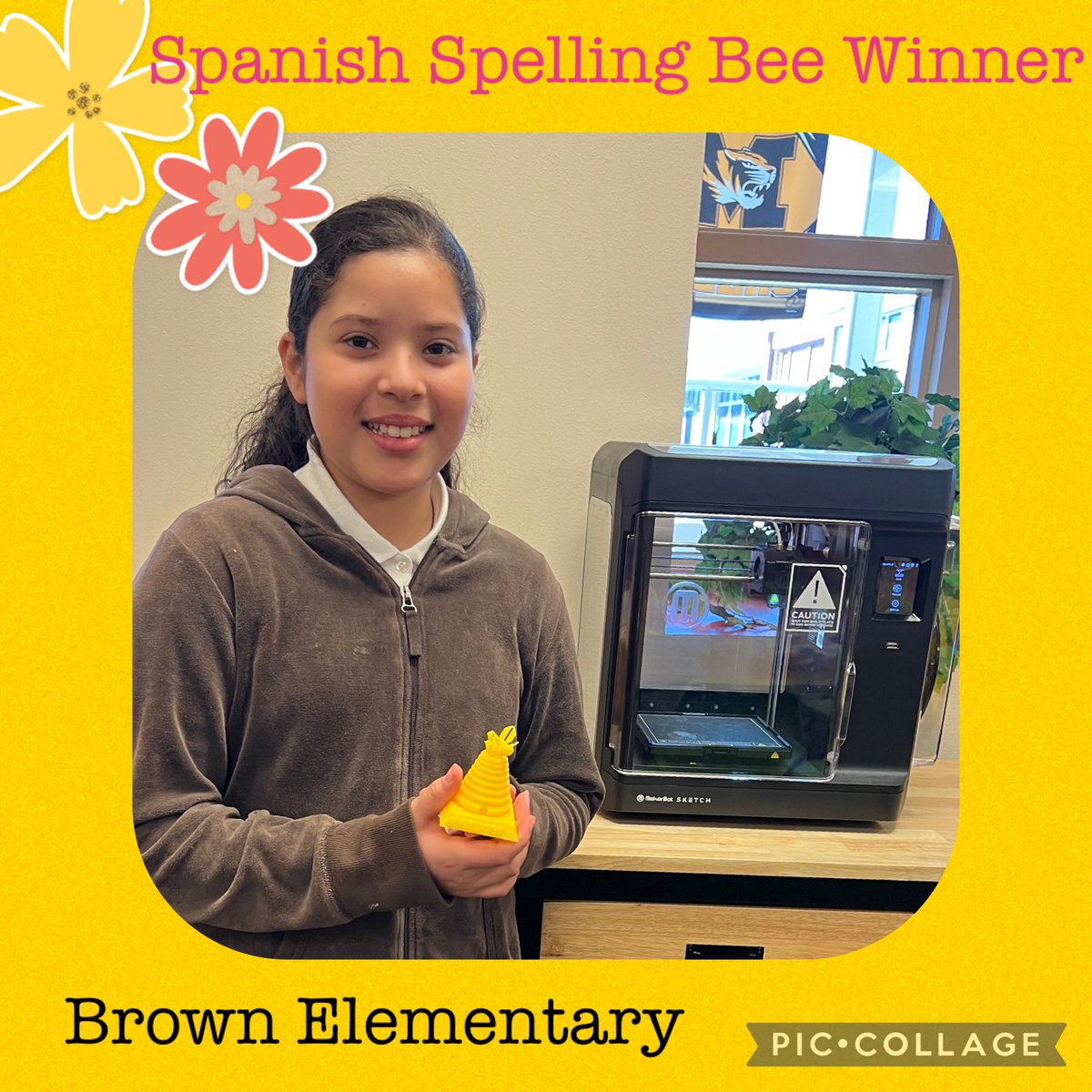 Jesskuo2010's tweet photo. Our Spanish Spelling Bee winner received a trophy made with our 3D printer! So cool! @BrownElementary @iisdbil_esl @Marie_ellen26 https://t.co/3b3H26K5vi
