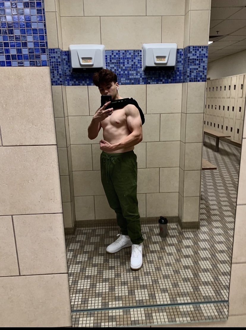 Exouloss tweet media