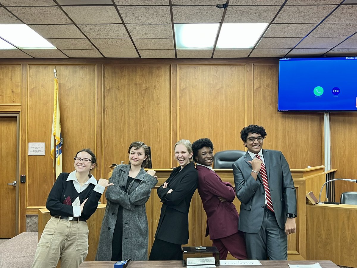 Screaming from the rooftops that our prosecution won tonight and we’re moving on to the next round!!! #mocktrial #hhs