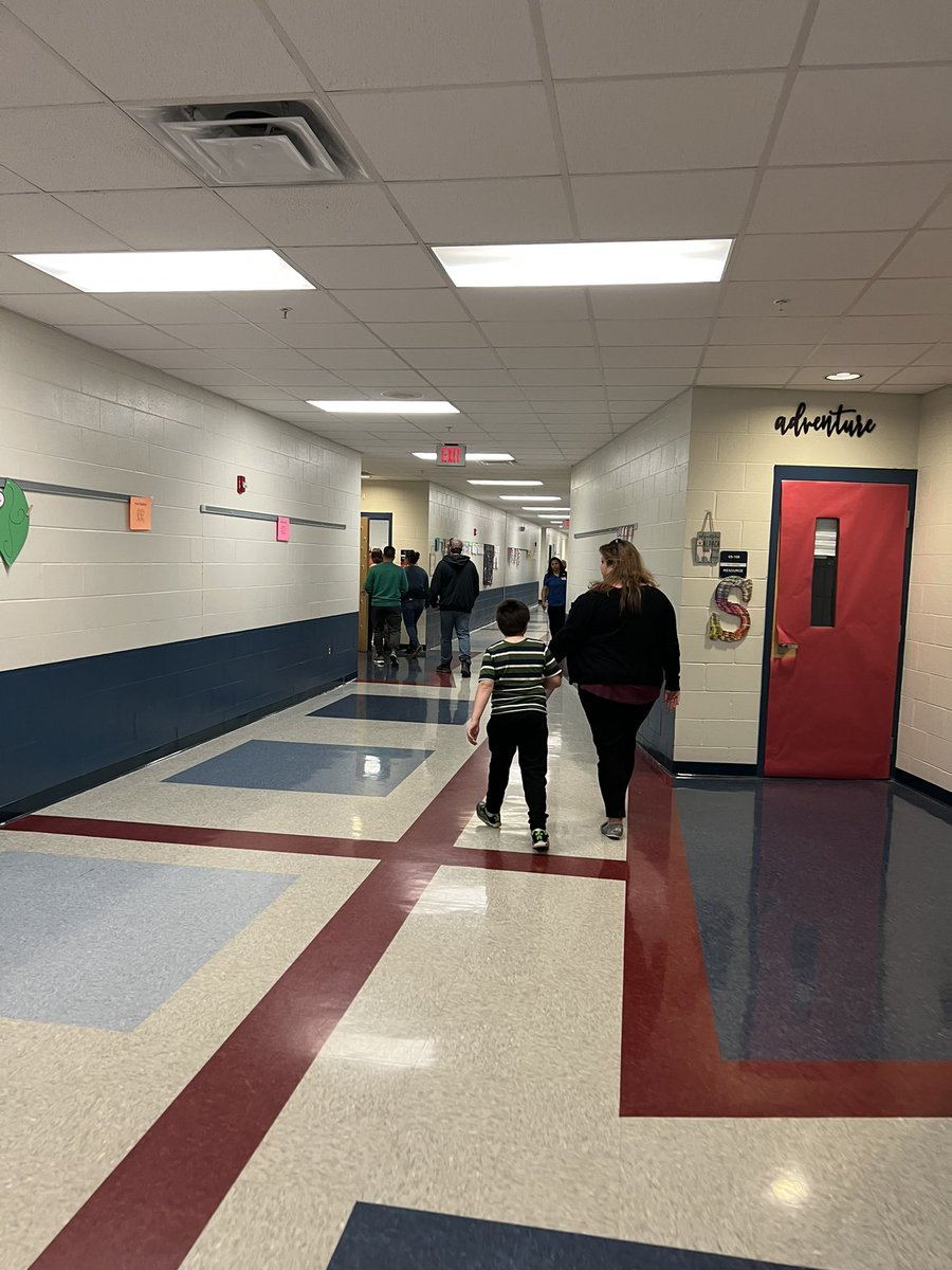 SOEbuzz's tweet image. Our Yellow Jacket Educators and Scholars did a phenomenal job sharing data with families, providing our BIG 3 Benchmarks, teaching families an instructional lesson, and sharing promotion requirements. #LearningInTheNest @FedProgramsRock