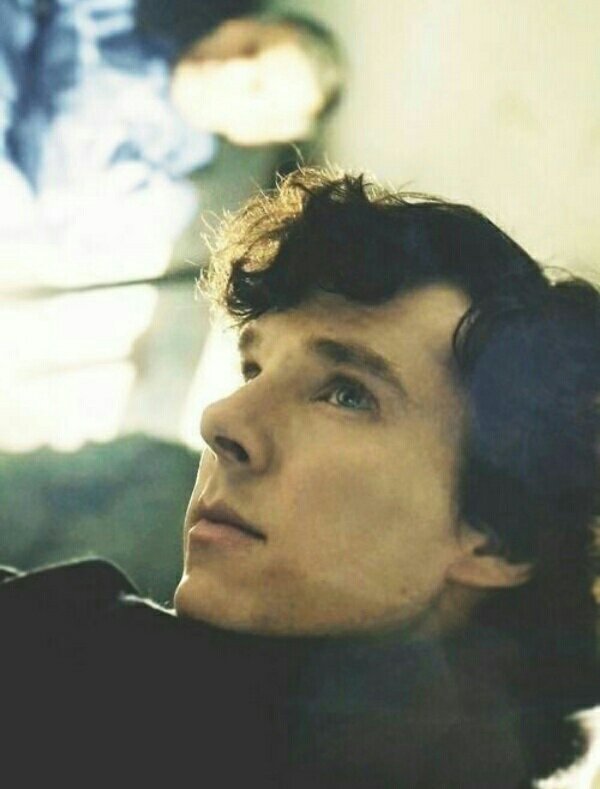 ItsmeAnuPerera's tweet photo. Good Morning ! Have a Beautiful Friday ! 🌹❤
#BenedictCumberbatch #Sherlock https://t.co/DqrbkN41SI